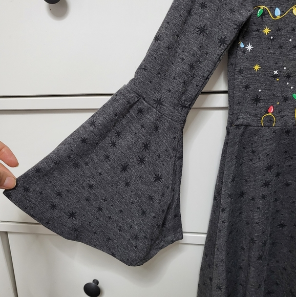 Disney's New Minnie Mouse Christmas Dress - Picture 4 of 4